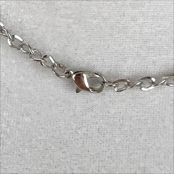Handmade Silver Tone Chain Necklace With Leaf Charms Pendant Hand Crafted - Picture 3 of 3